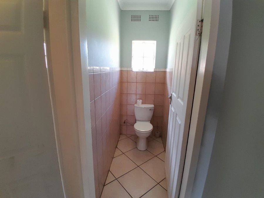 6 Bedroom Property for Sale in Bodorp North West